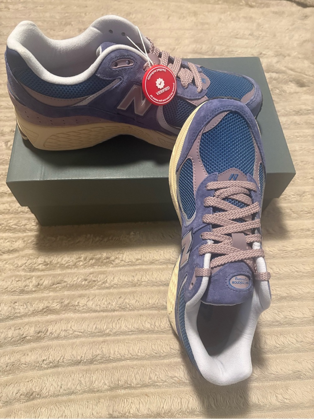 New Balance unisex Blue and Lavender Running Shoes  BNWT AT-1/61 8.5 M 10W.